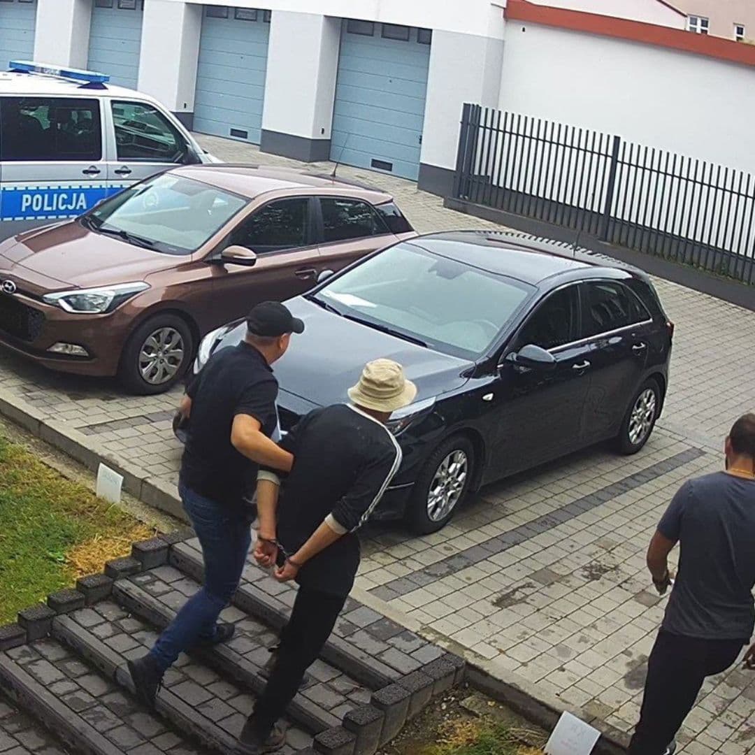 Kradzież alkoholu i jazda pod wpływem Dwikozy